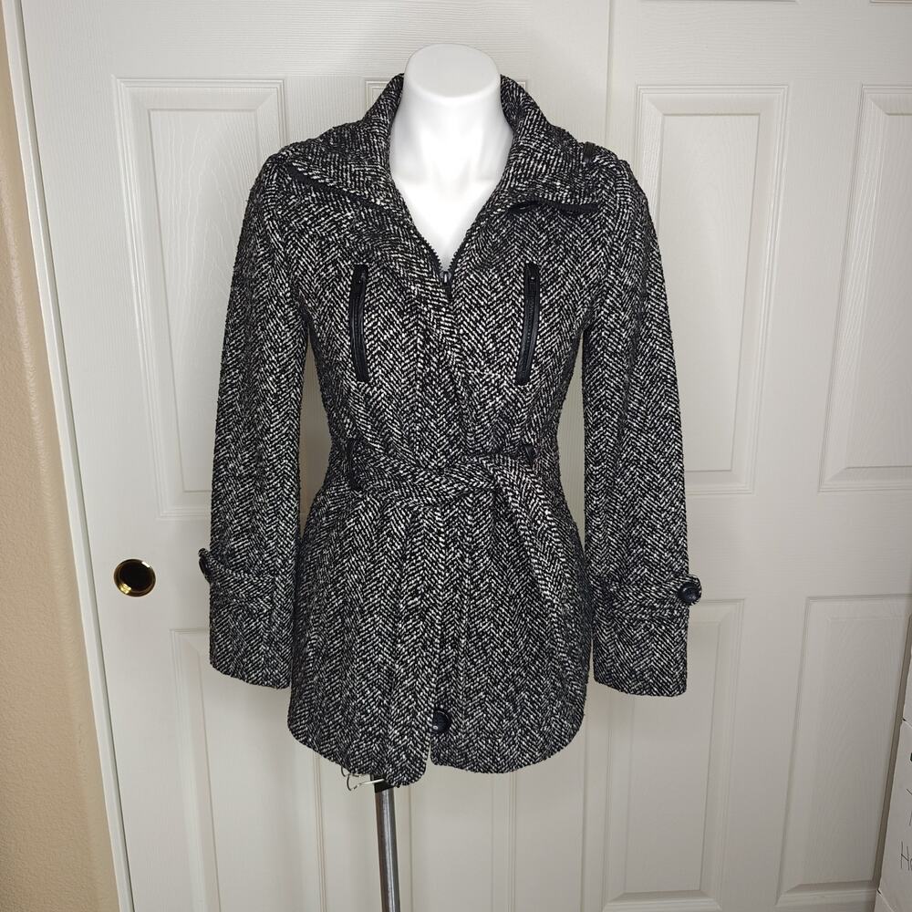 Forever 21 Herringbone short trench coat sz S